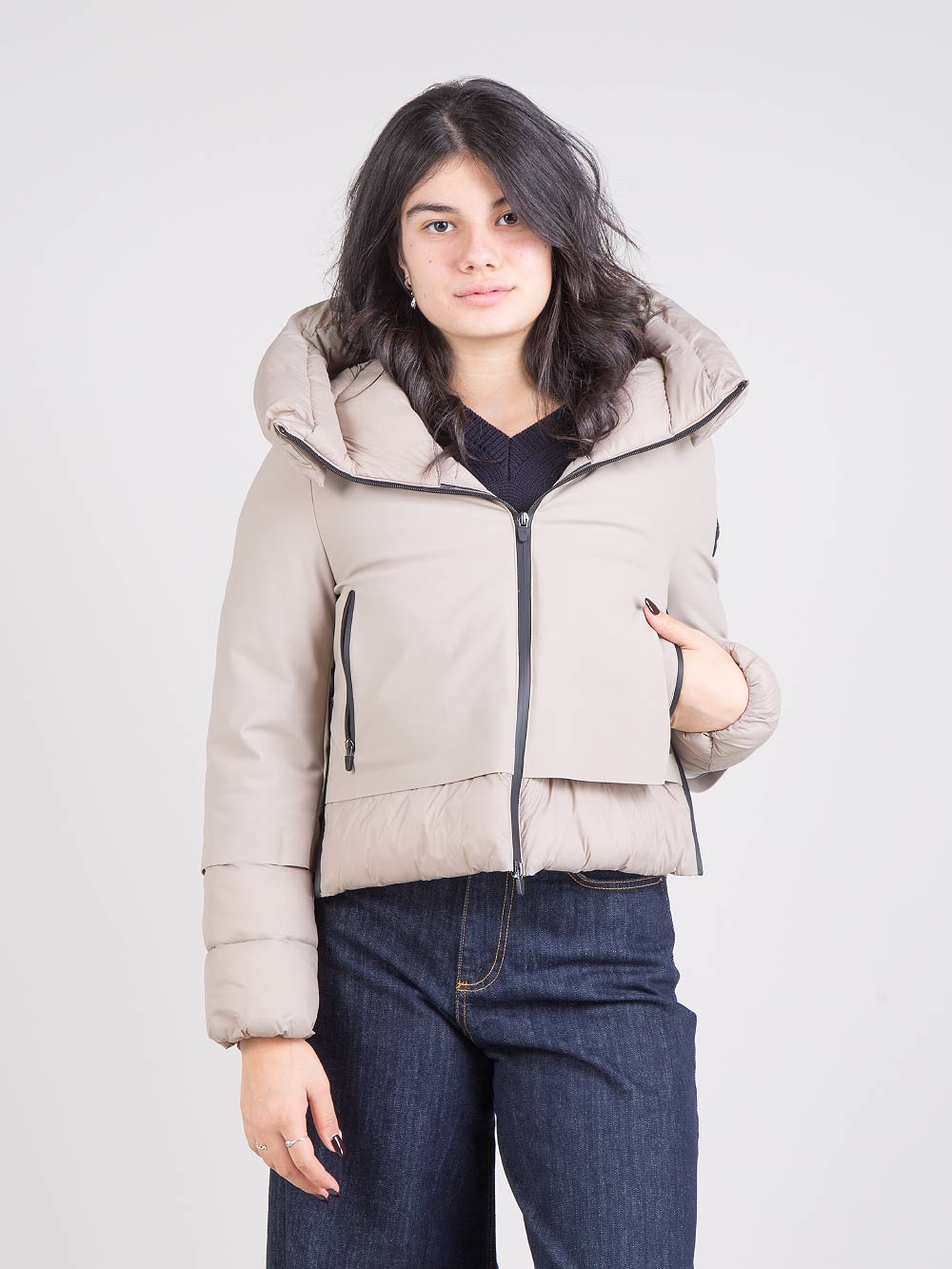 Acquista GIUBBOTTO BECANCOUR SHORT di CANADIAN CLASSICS su