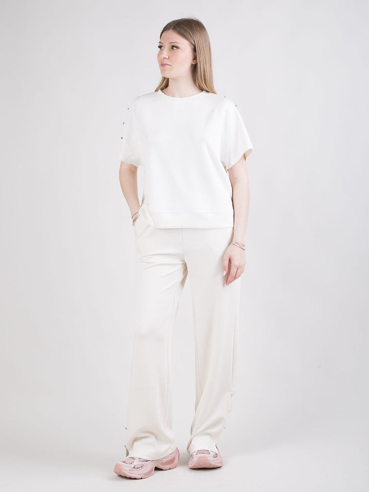 Pantalone ampio con spacchi