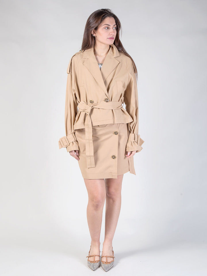 Trench corto asimmetrico