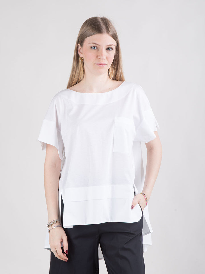 T-shirt con scollo a barca e dettaglio popeline