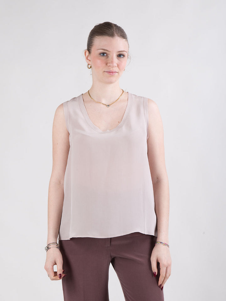 Blusa smanicata in seta