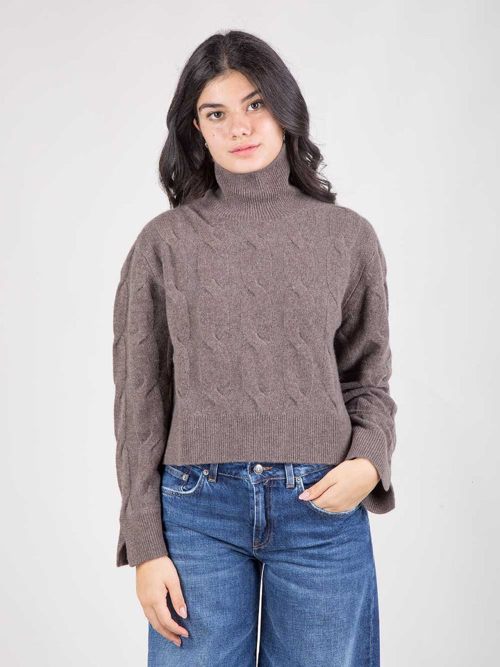 DOLCEVITA IN MAGLIA A TRECCE