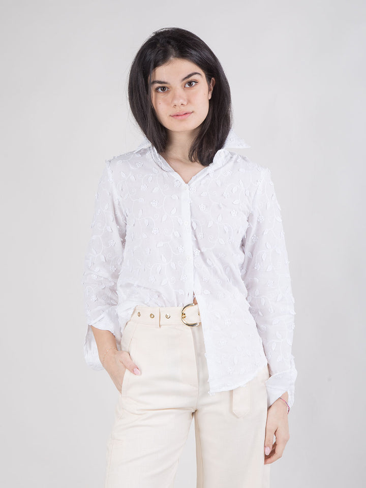 camicia ricamata