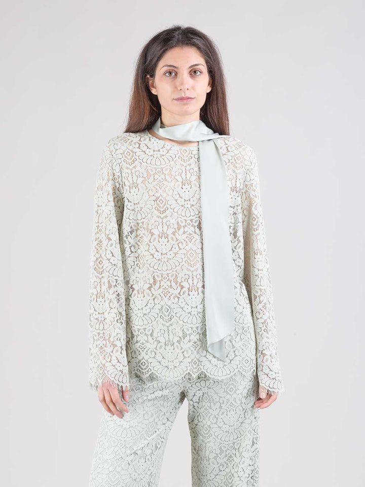 Blusa in pizzo