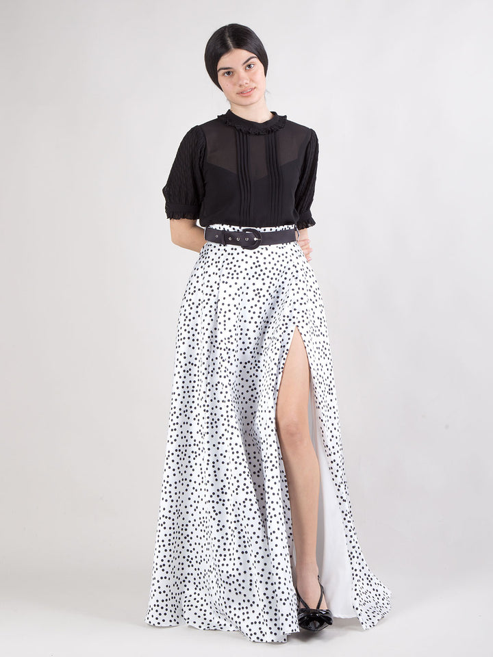 Completo ampia con spacco e camicia trasparente