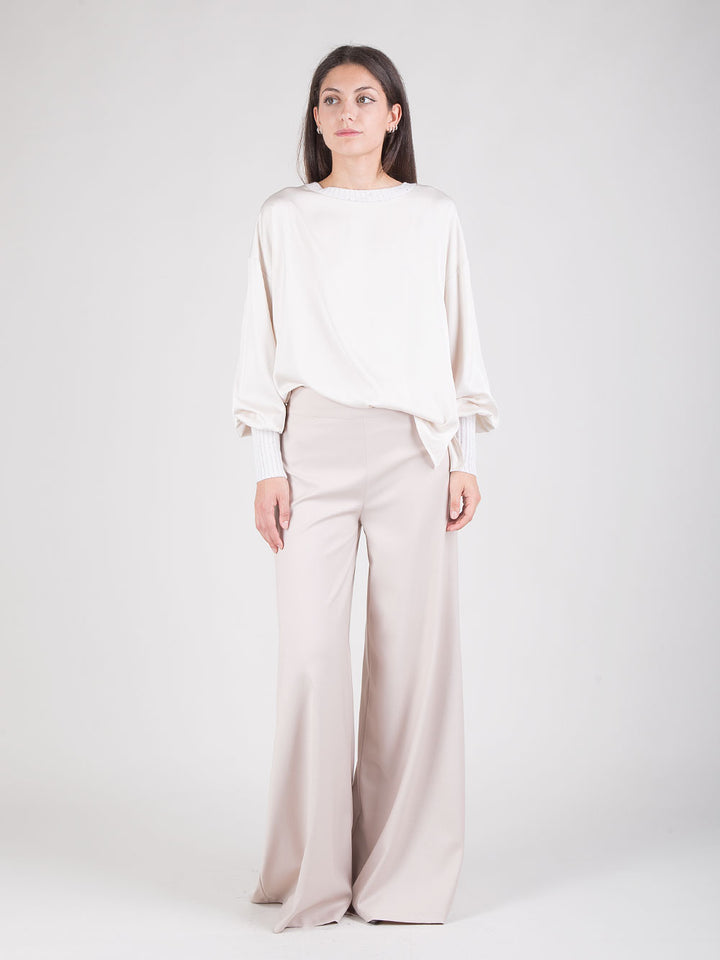 Pantaloni ampi