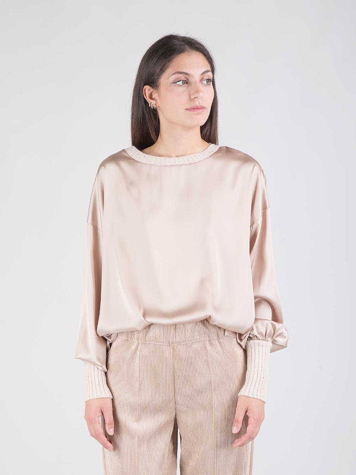 Blusa con paillettes