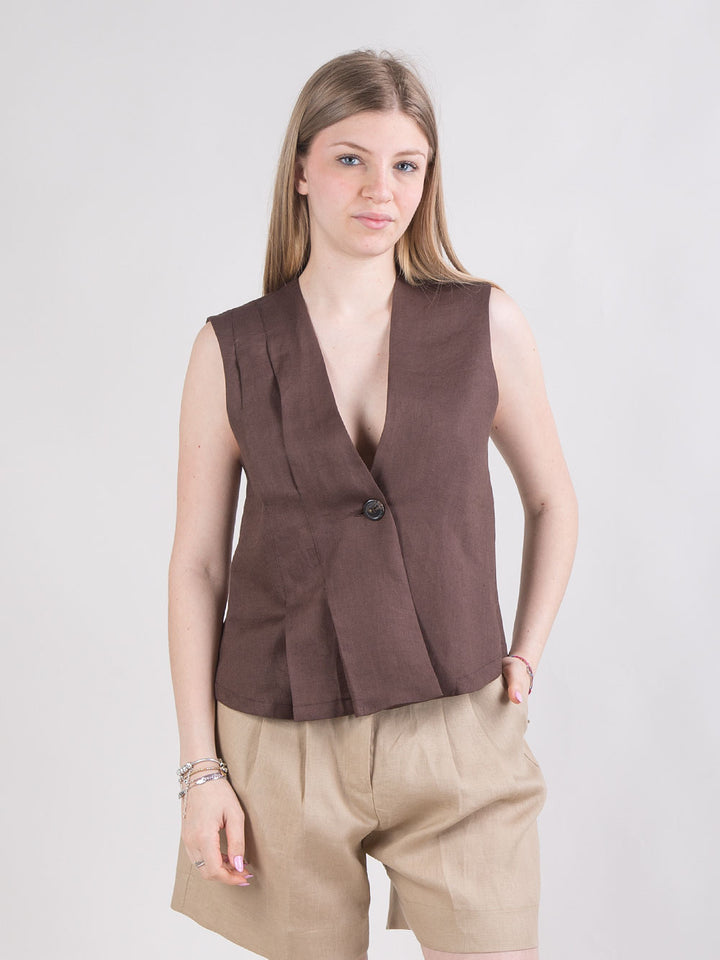 Gilet in lino con chiusura asimmetrica