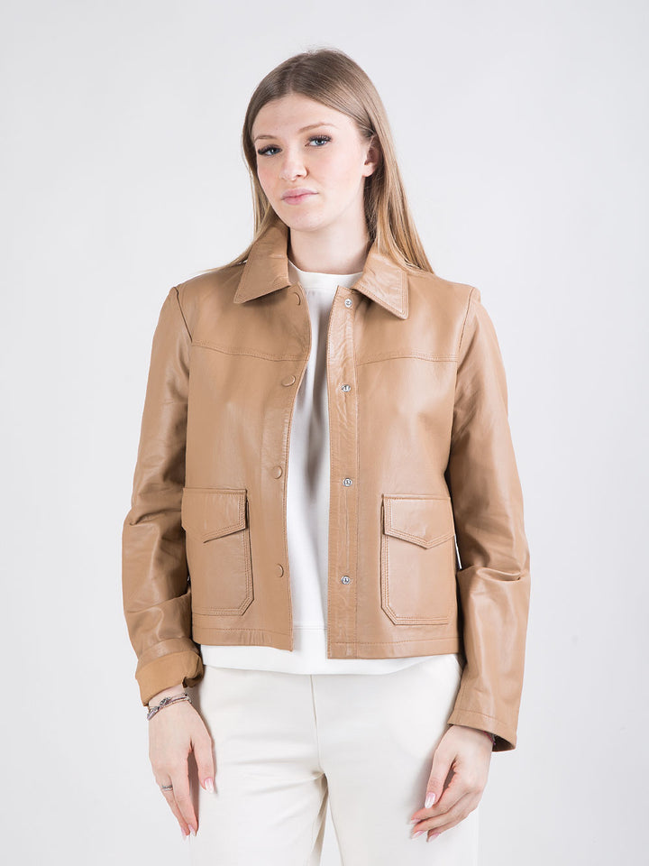 Giacca in pelle stile camicia