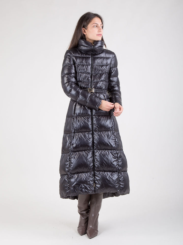 Piumino lungo in nylon ultraleggero