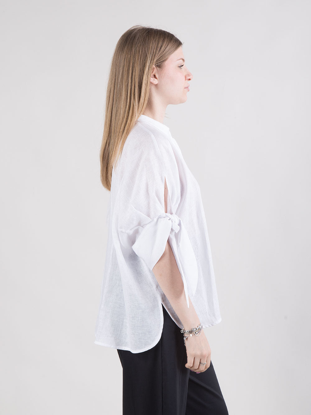 Camicia manica corta con nastri da annodare