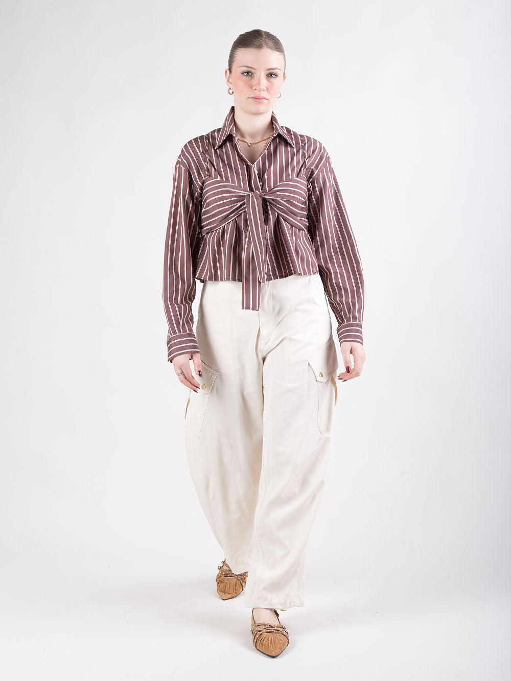 Camicia cropped con top applicato