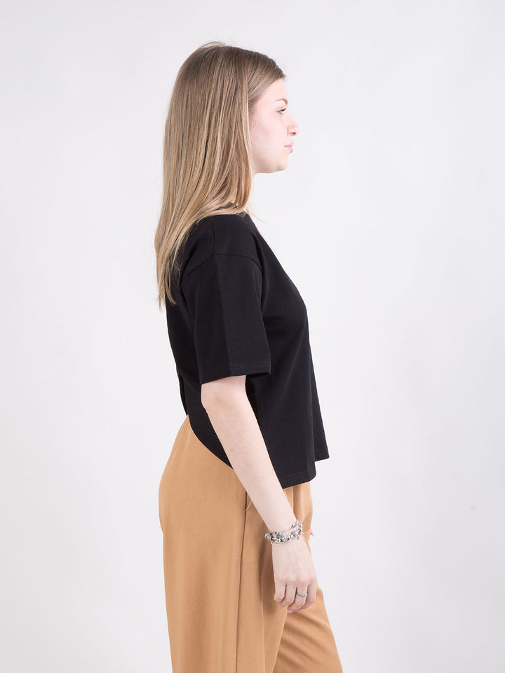 T-shirt con schiena scoperta