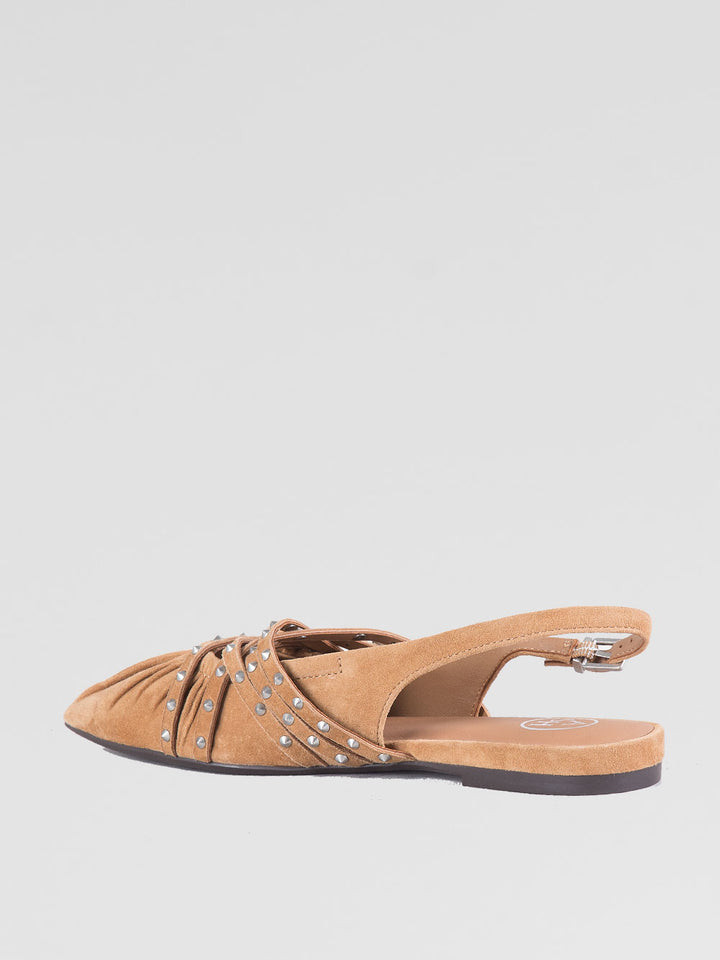 Ballerina flat a punta con borchie argento