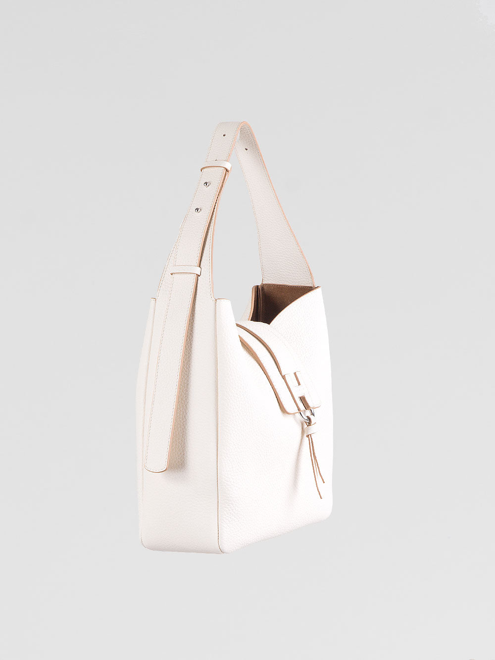 Borsa hobo verticale in pelle martellata