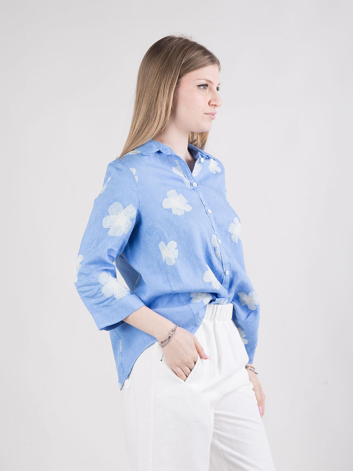 Camicia in lino con ricami floreali