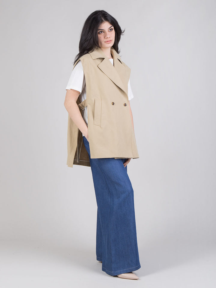Trench smanicato