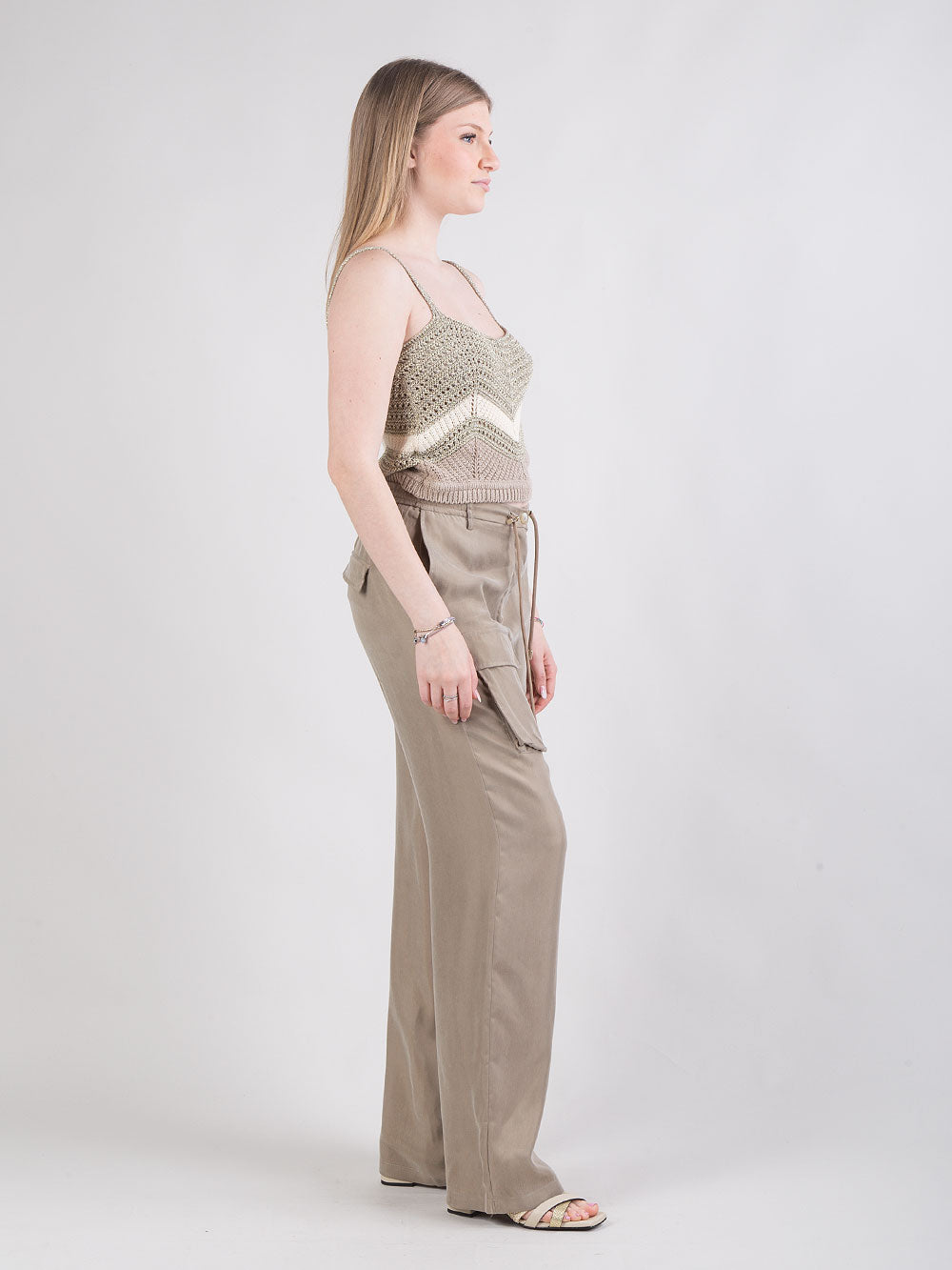 Pantalone cargo a gamba ampia