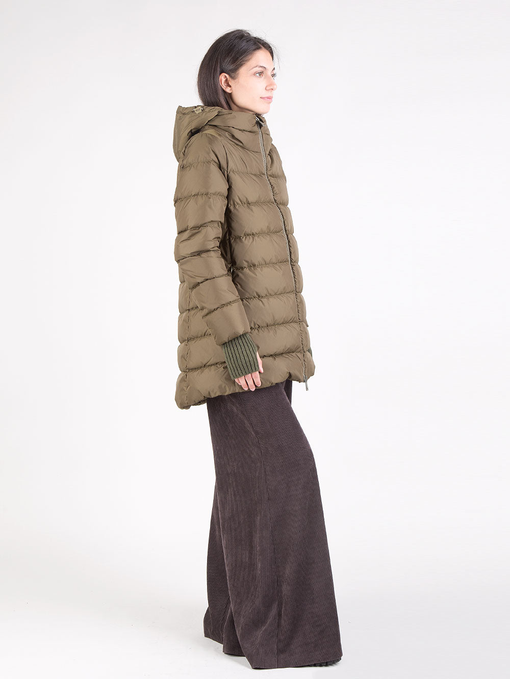 Piumino con manicotti