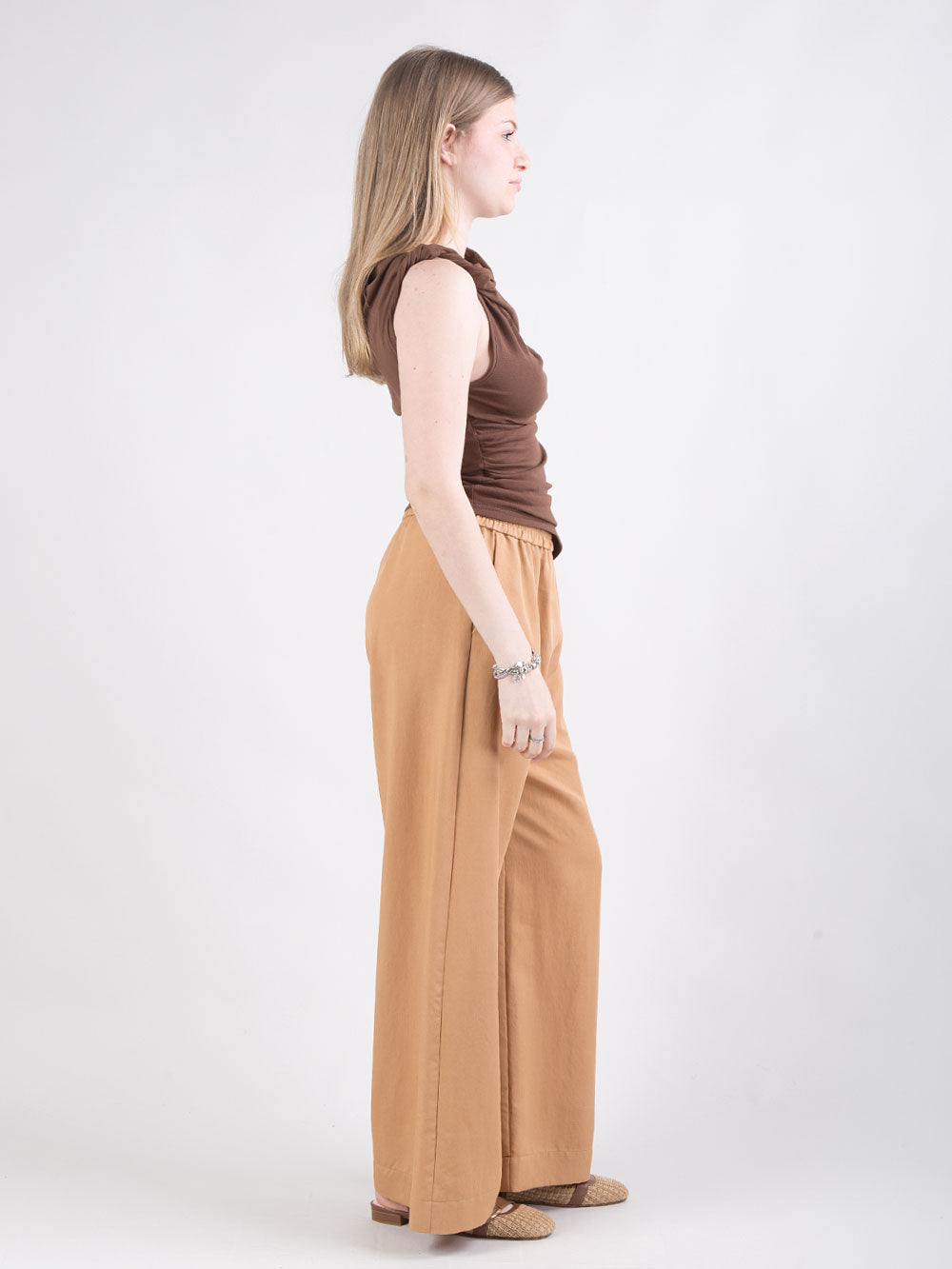 Pantaloni a gamba larga