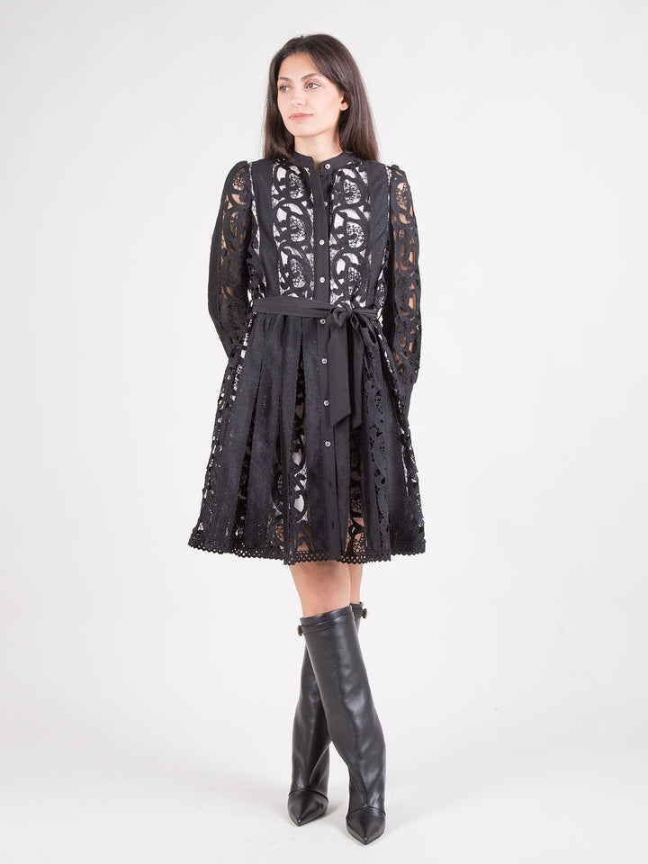 ABITO RICAMATO CORTO