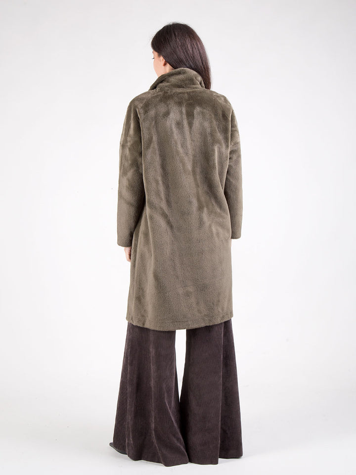 Cappotto in ecopelliccia
