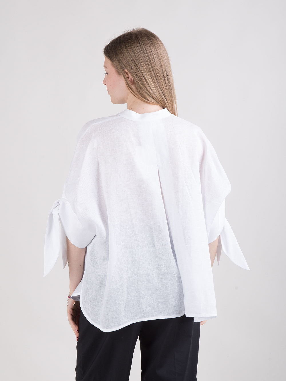 Camicia manica corta con nastri da annodare