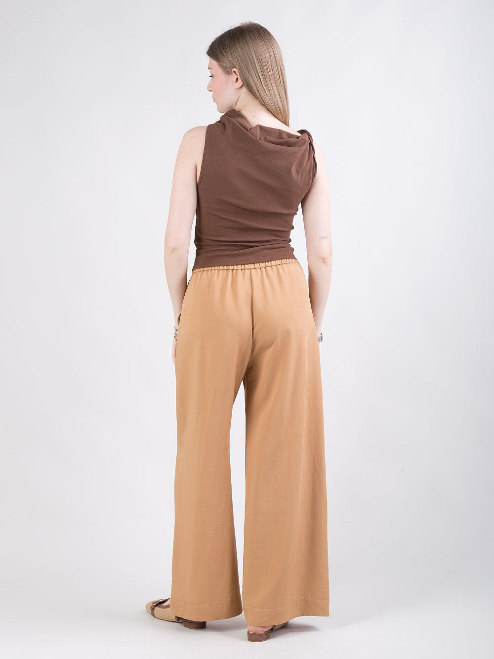 Pantaloni a gamba larga