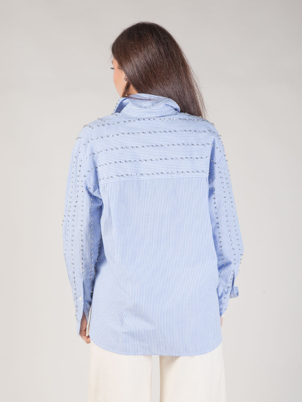 Camicia over a righe