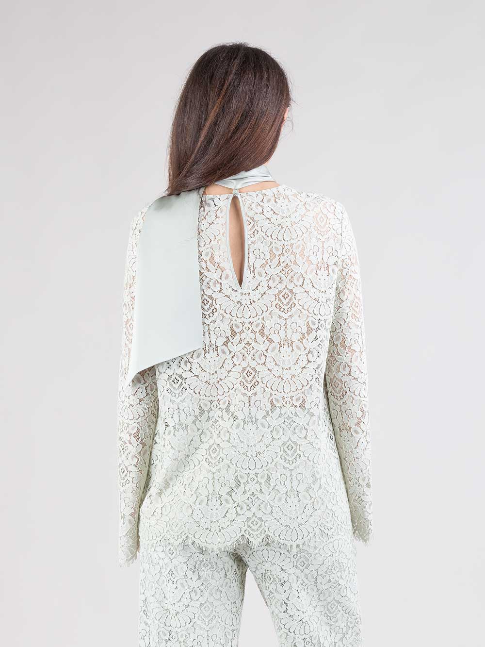 Blusa in pizzo