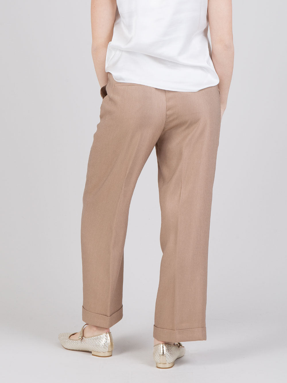 Pantaloni con risvolti