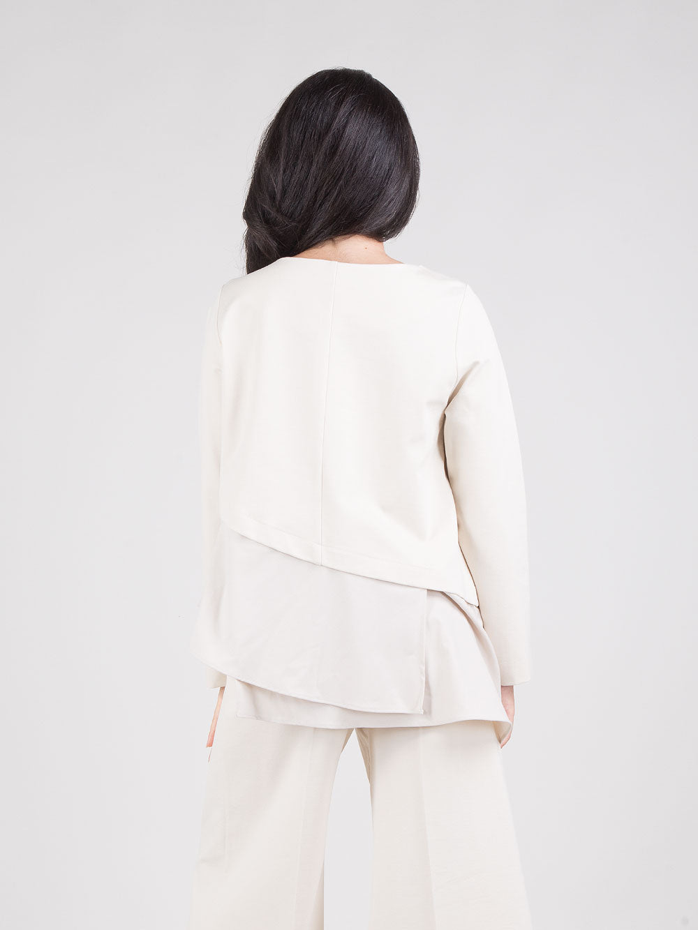 Blusa con balza