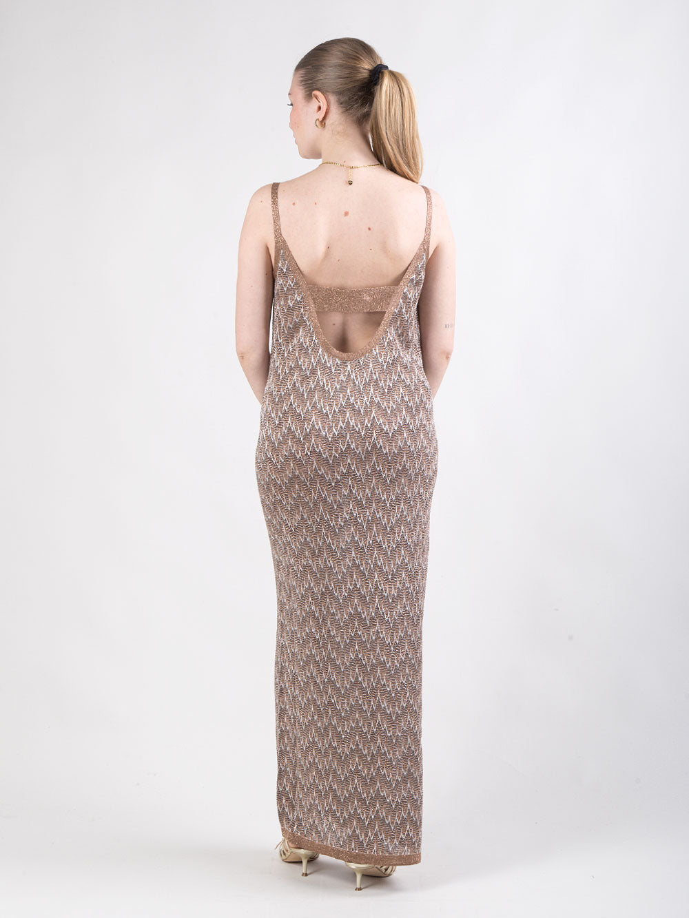 Abito con coprispalle corto in filato lux