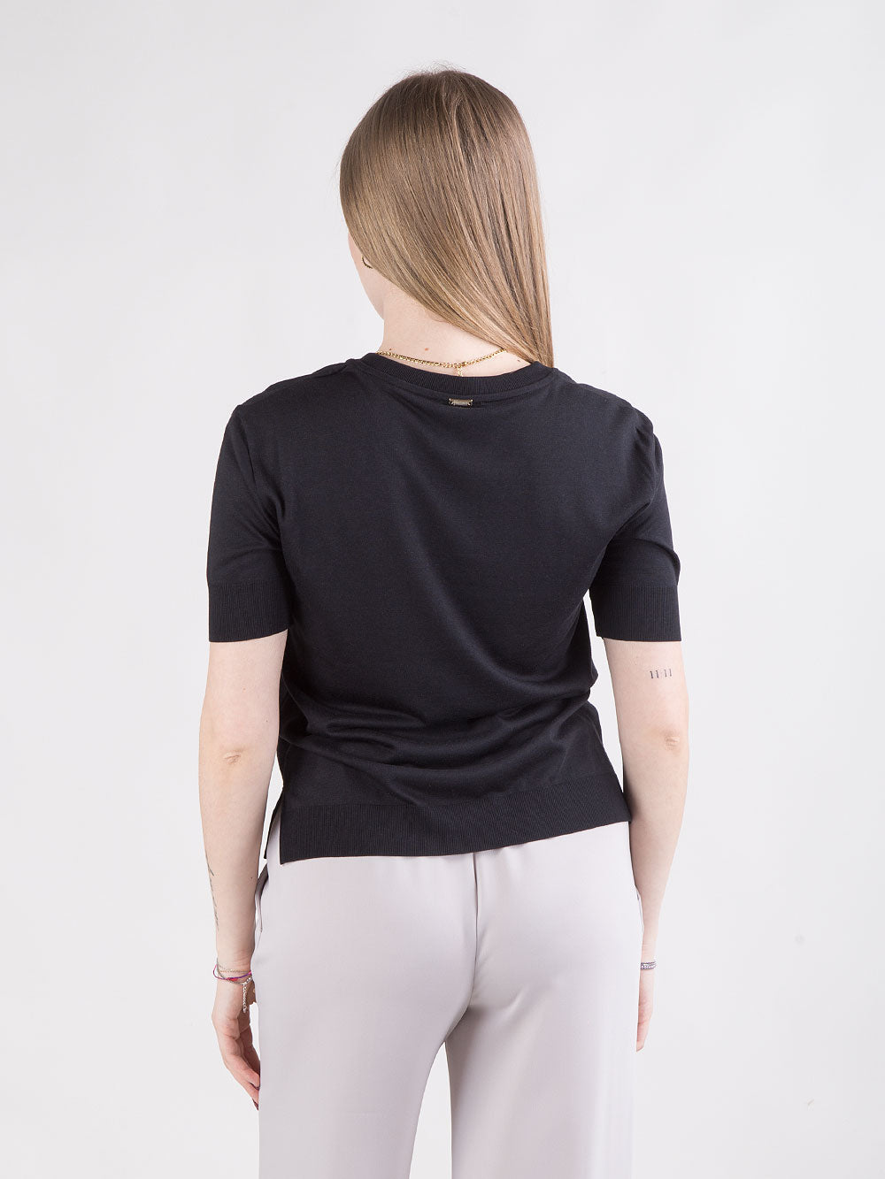 T-shirt in jersey con lavorazione a coste