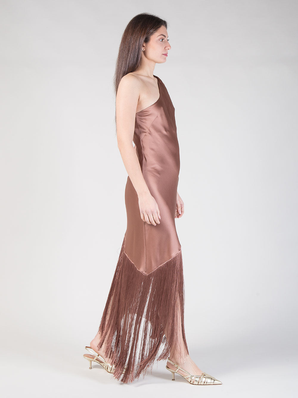 Abito monospalla con frange