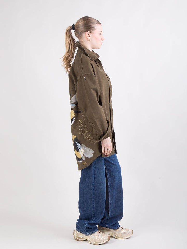 Giacca camicia over in denim con disegni hand-painted