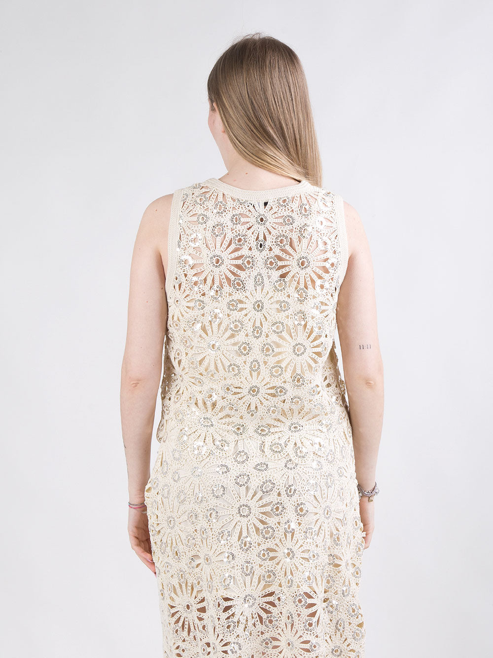 Top corto crochet con paillettes