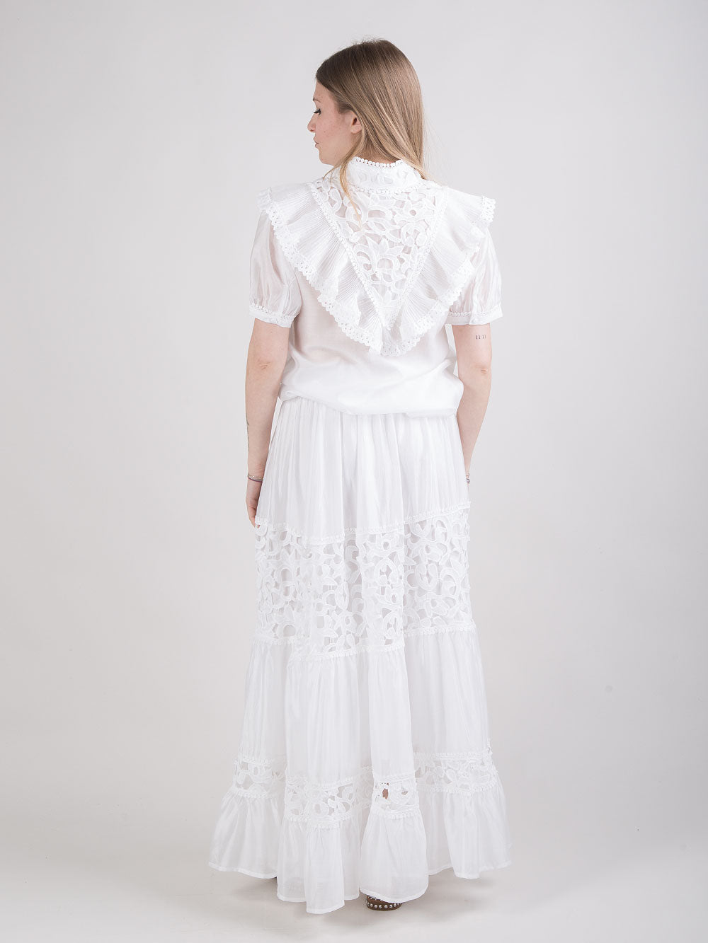 Completo in pizzo bianco