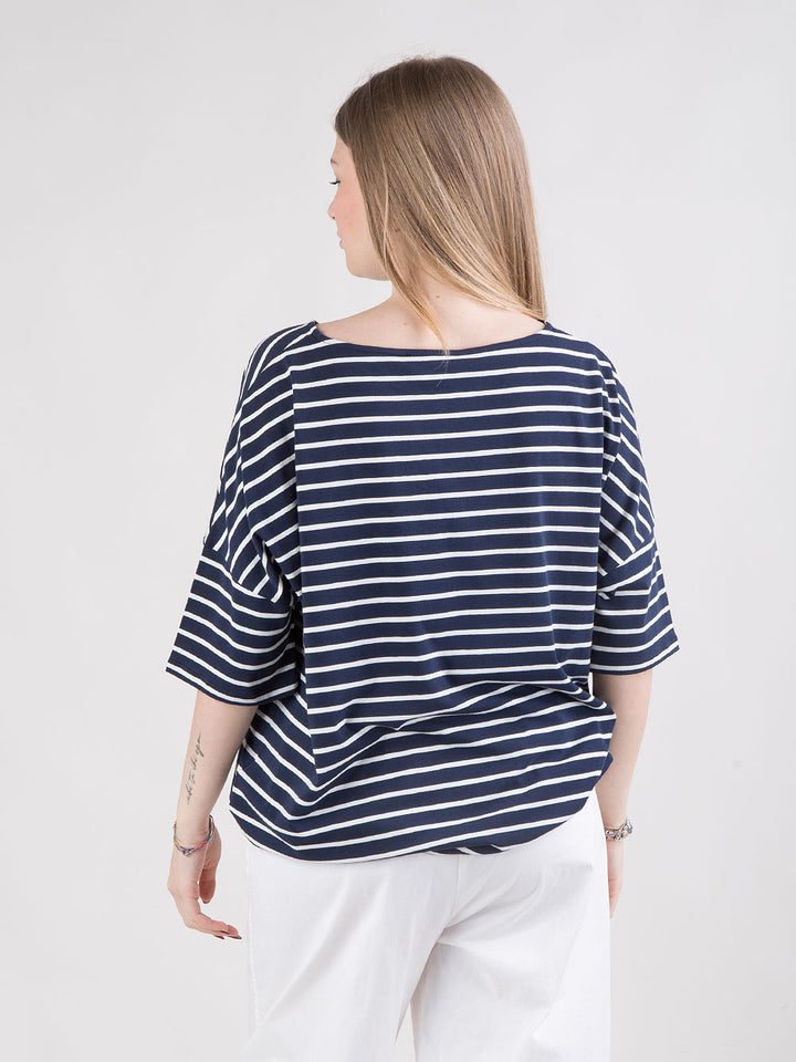 T-shirt a scatola a righe