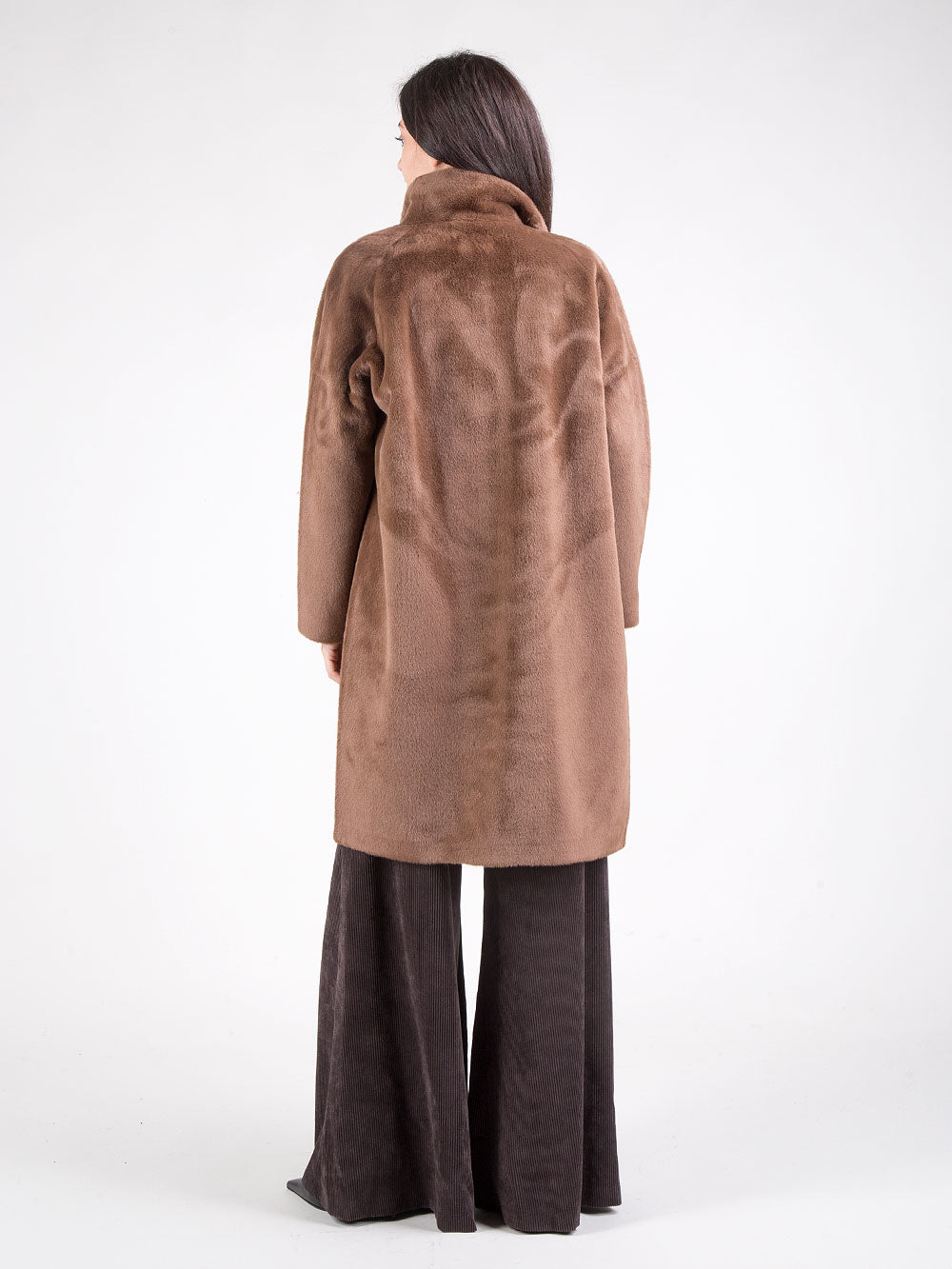 Cappotto in ecopelliccia