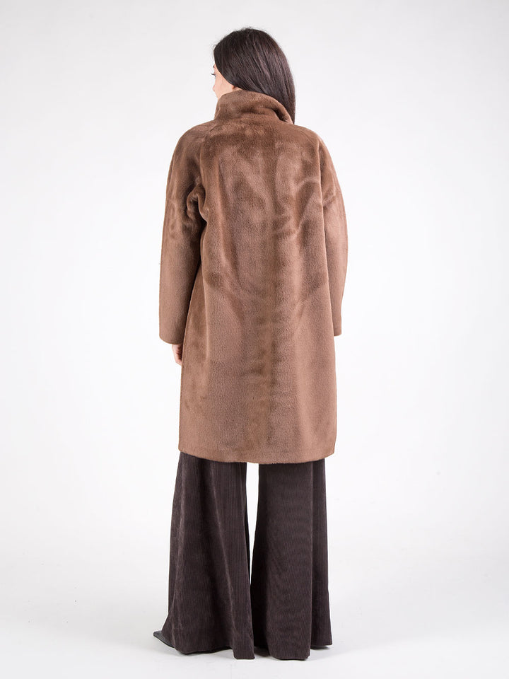 Cappotto in ecopelliccia