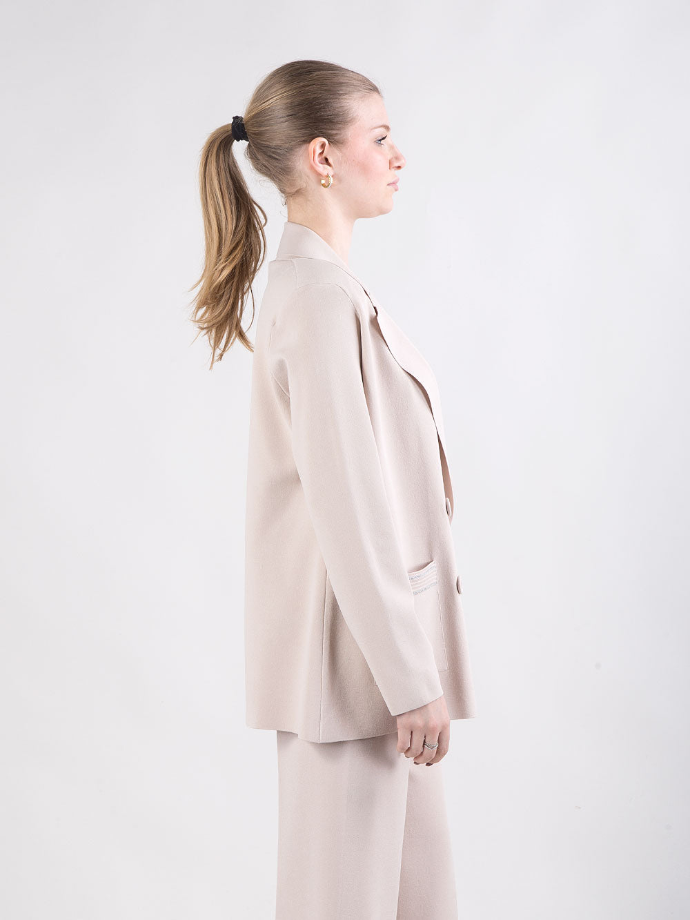 Completo giacca doppiopetto e pantalone palazzo in maglia