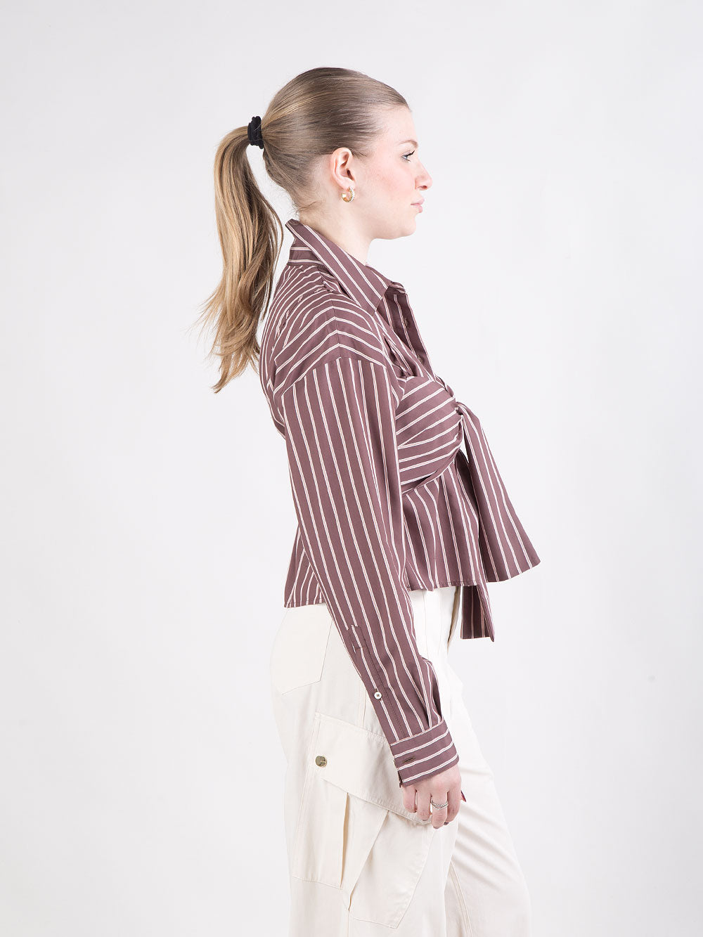 Camicia cropped con top applicato