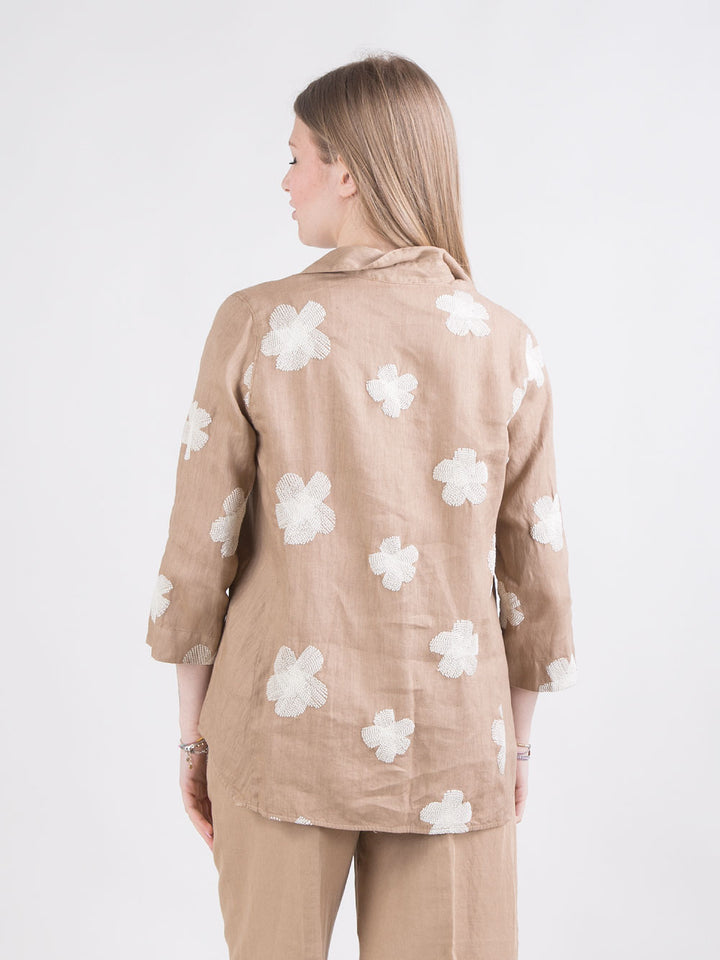 Camicia in lino con ricami floreali