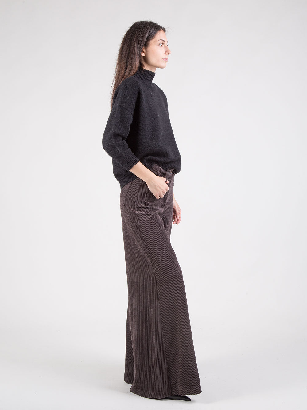Pantaloni maxi flare