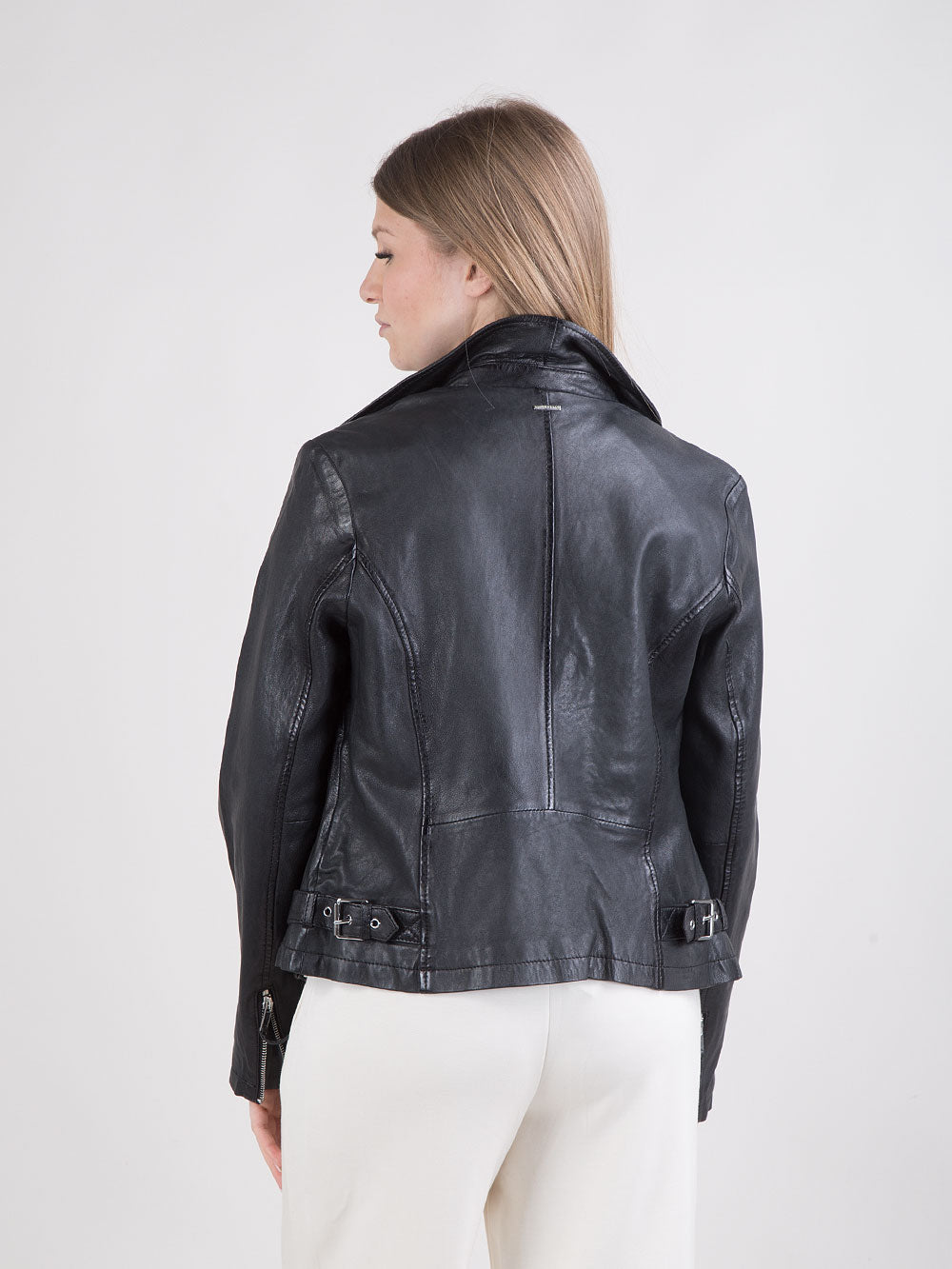 Chiodo in pelle