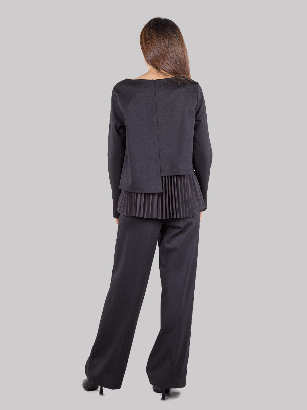 Wide leg trousers