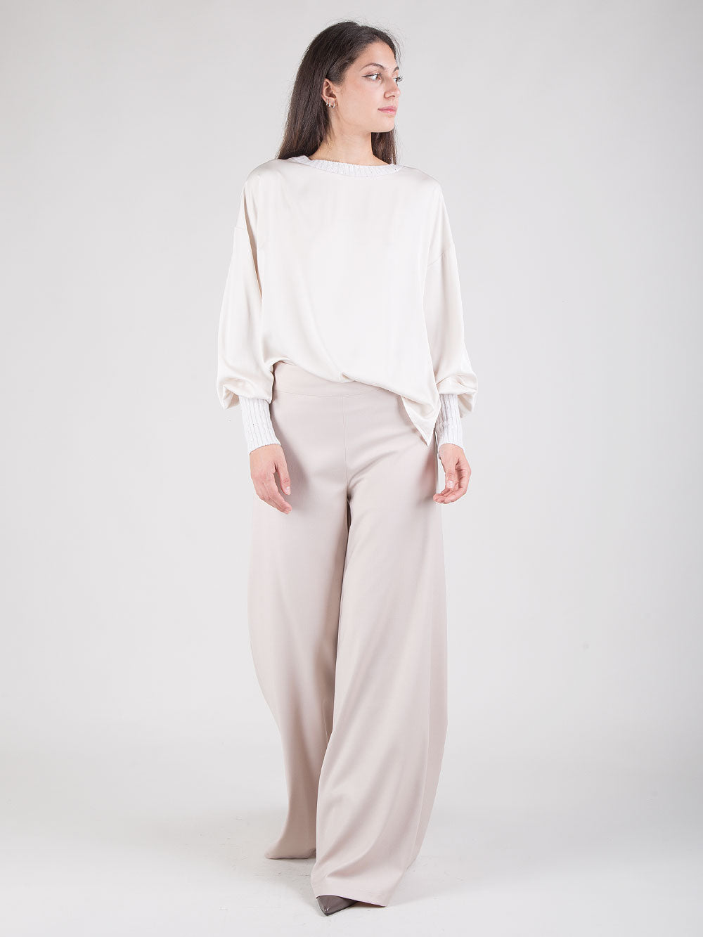 Pantaloni ampi
