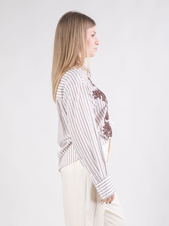 Camicia fluida a righe con ricamo