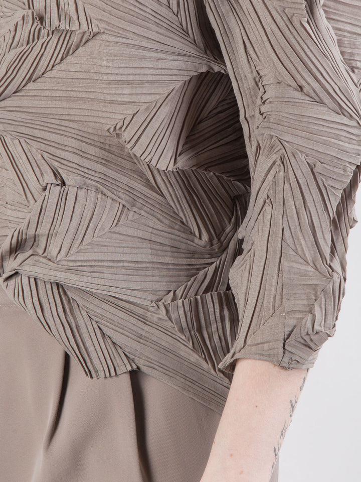 Blusa plissettata a fisarmonica